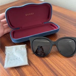 Gucci sunglasses